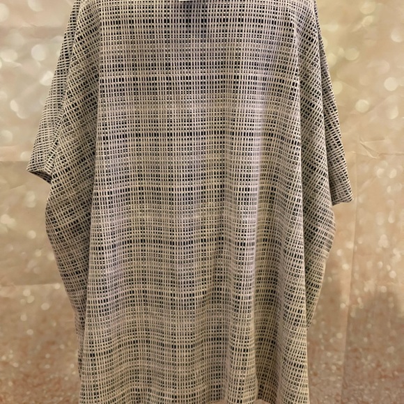 New Van Heusen L Black/White Blouse - Picture 8 of 10